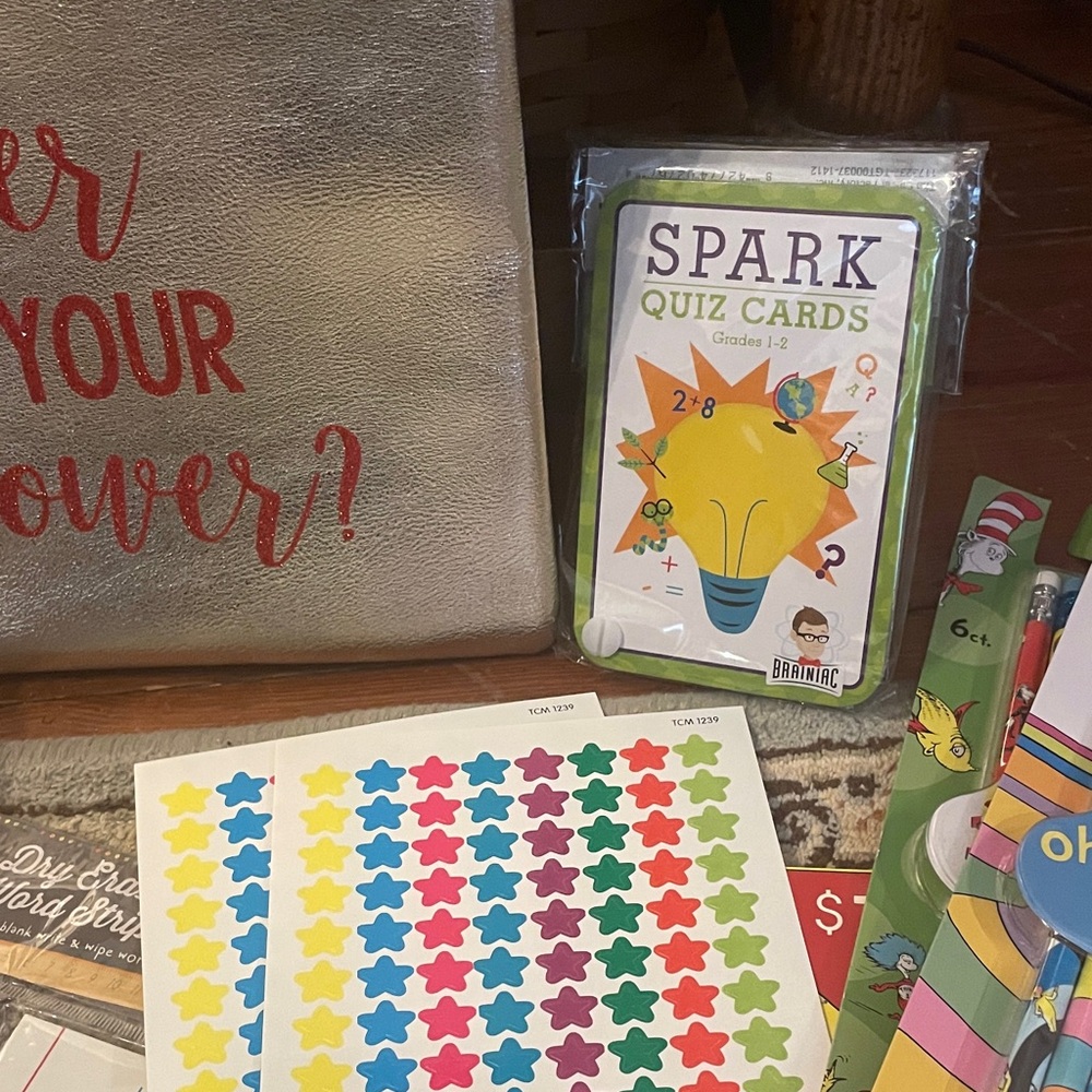LOT Teacher Supplies! BUNDLE 🍎 - Picture 5 of 5